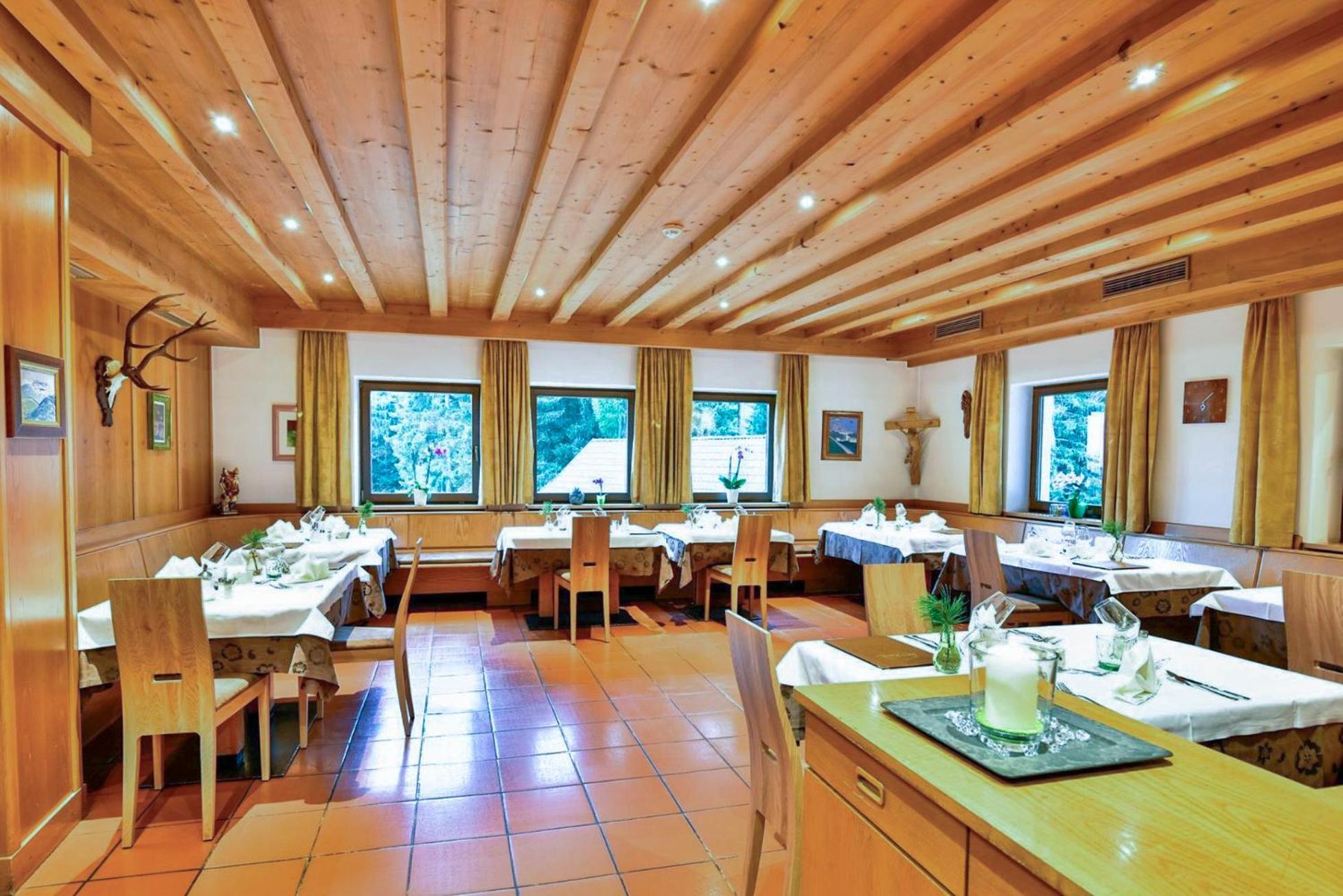 Berghotel Zum Zirm Collalbo Εξωτερικό φωτογραφία